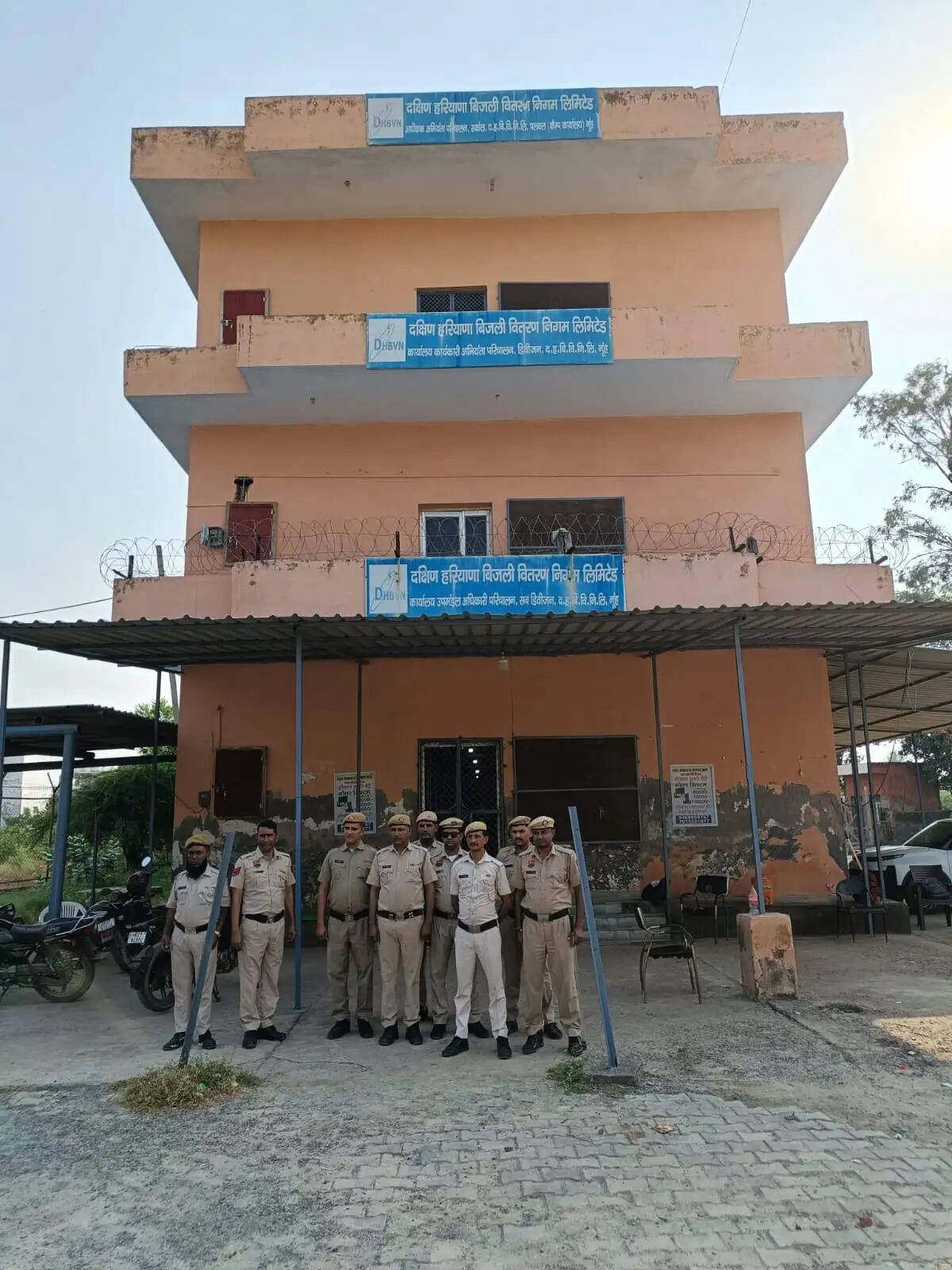बिजली कर्मचारियों की हड़ताल से नूंह में बिजली व्यवस्था चरमराई, 474 में से 12 कर्मचारी ड्यूटी पर