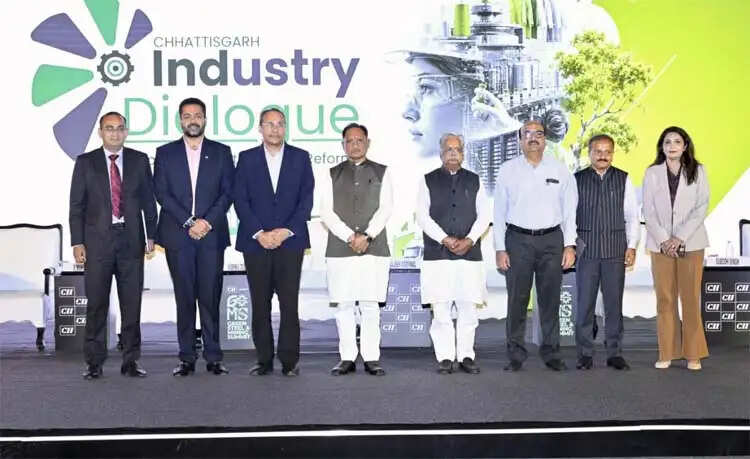 छत्तीसगढ़ के स्टील का प्रदेश में ही हो अधिकतम मूल्य संवर्धन, डाउनस्ट्रीम और स्पेशियलिटी उत्पादों के निर्माण पर दें जोर : मुख्यमंत्री साय