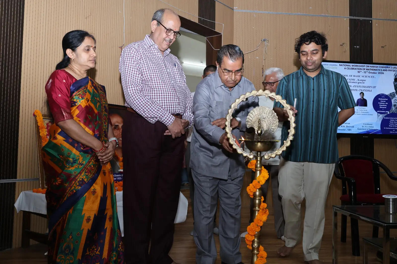 वैज्ञानिक सोच और शोध की रुचि विकसित करने में प्रो. हरीश चंद्र का योगदान प्रेरणादायी : कुलपति