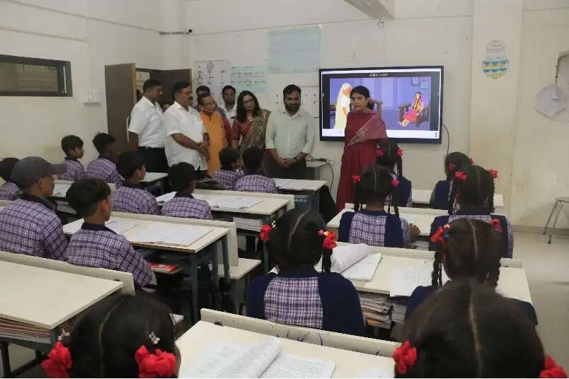 शिक्षा मंत्री रिवाबा ने दो छात्रावास परियोजनाओं का किया लोकार्पण, कहा- कोई भी बेटी शिक्षा से वंचित न रहे