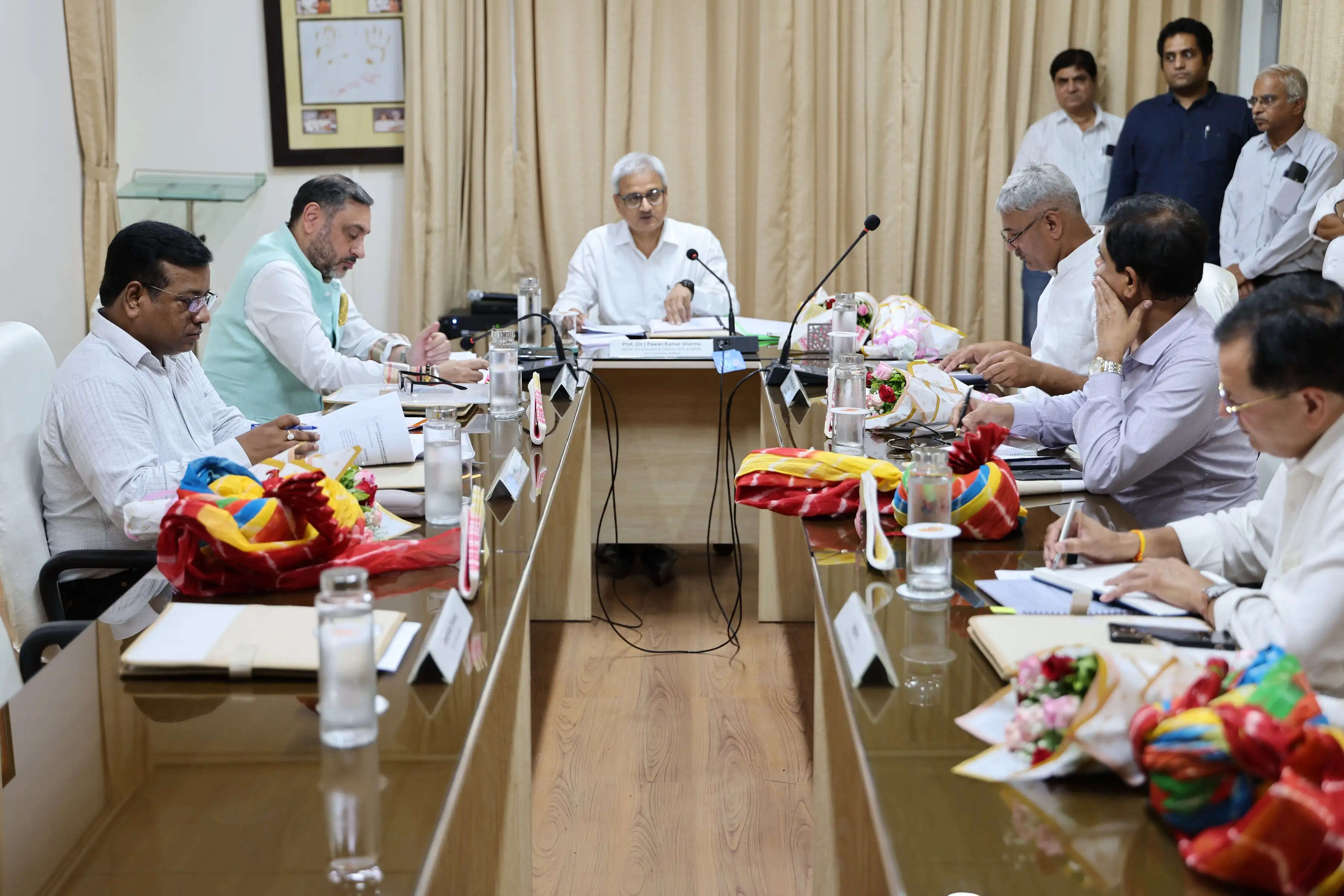 ईएमएमआरसी को दिए डिजिटल शिक्षा के विस्तार के मंत्र