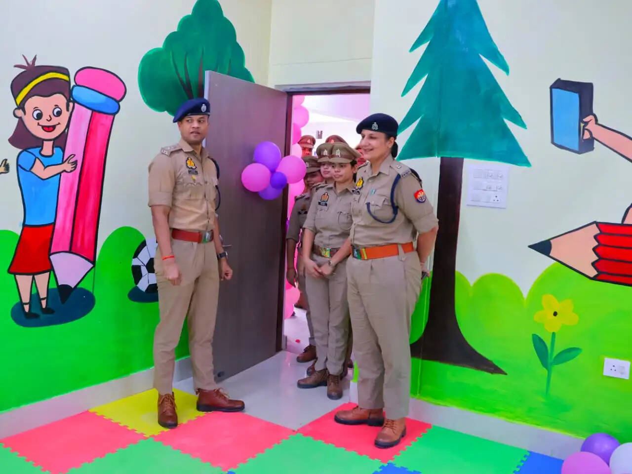 महोबा : मिशन शक्ति फेज-06 के तहत महिला थाने में मॉडल शक्ति केंद्र और शिशु गृह का शुभारंभ