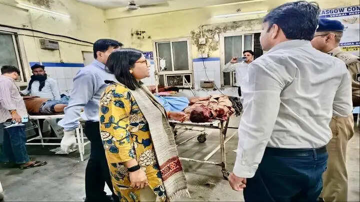 ग्वालियर हादसे की मजिस्ट्रियल जांच के आदेश, ट्रॉमा सेंटर पहुंचे केन्द्रीय मंत्री ज्योतिरादित्य सिंधिया