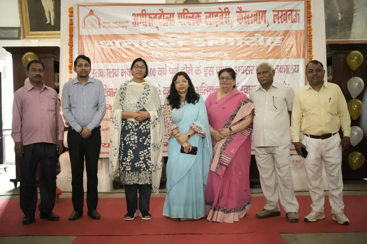 लाइब्रेरी केवल ज्ञान नहीं, बल्कि आत्मविकास का भी केंद्र है : रेखा दिवाकर