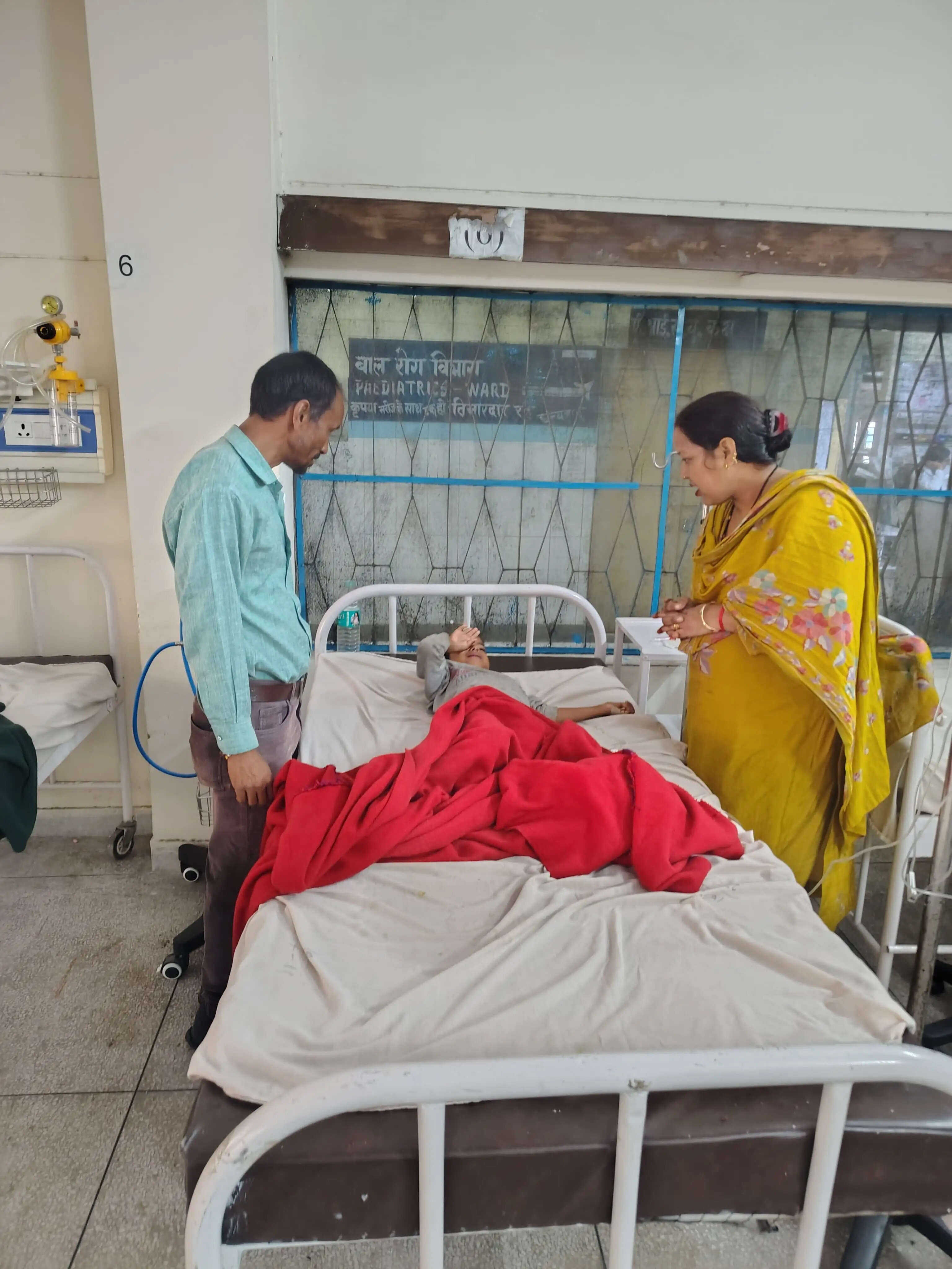 मृत बकरी का मांस खाने से सिरोला गांव में 35 लोग बीमार