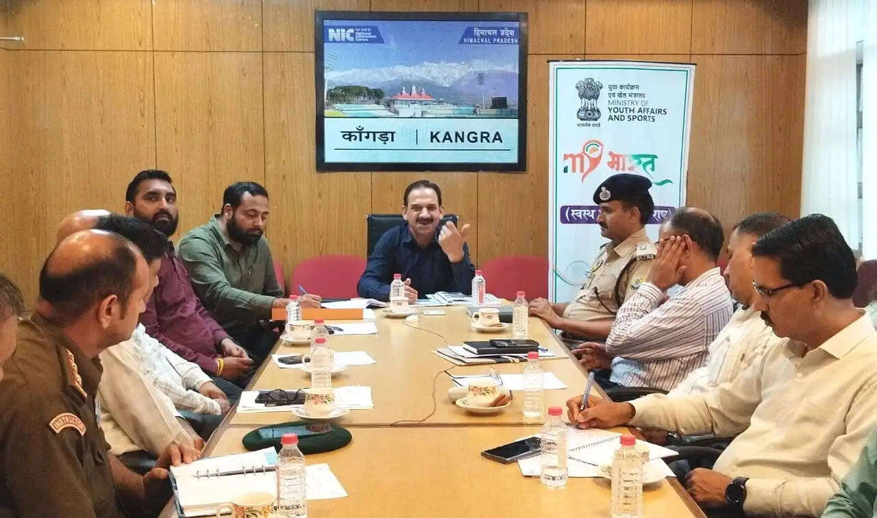नशामुक्त और जागरूक समाज के निर्माण में युवाओं के साथ समाज की भूमिका अहम : विनय कुमार
