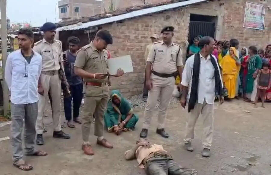 दामाद ने घर बुलाकर ससुर की कर दी हत्या, छानबीन में जुटी पुलिस