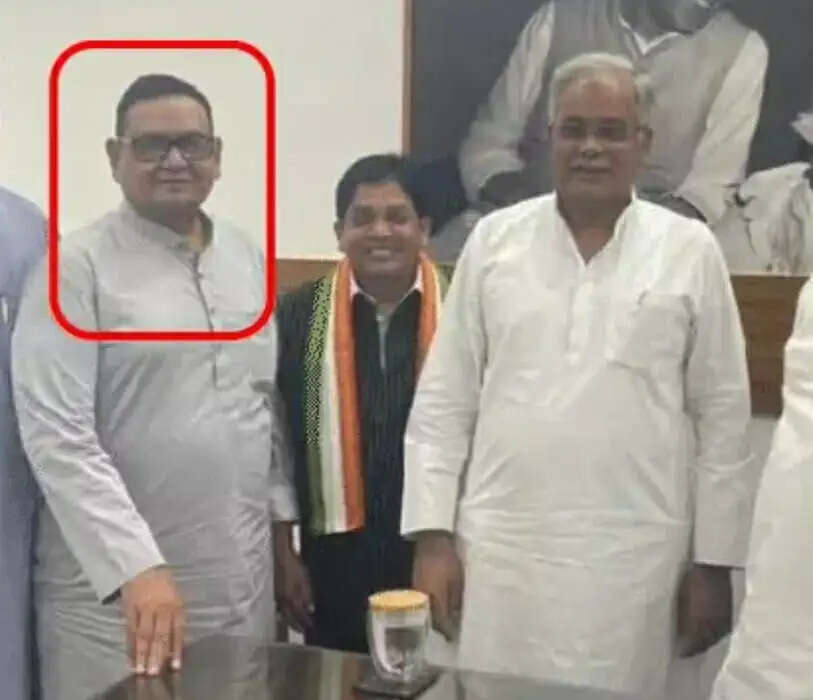 (अपडेट) छत्तीसगढ़ कांग्रेस के पूर्व कोषाध्यक्ष रामगोपाल अग्रवाल पांच दिनों की ईडी की कस्टोडियल रिमांड पर