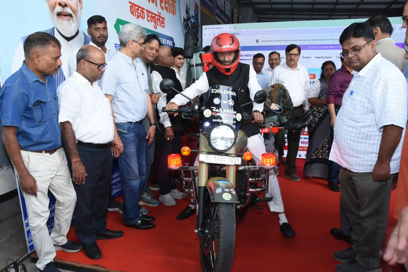 रक्षा राज्य मंत्री ने 8 ‘नमो जीवन रक्षक’ बाइक एम्बुलेंस का किया लोकार्पण