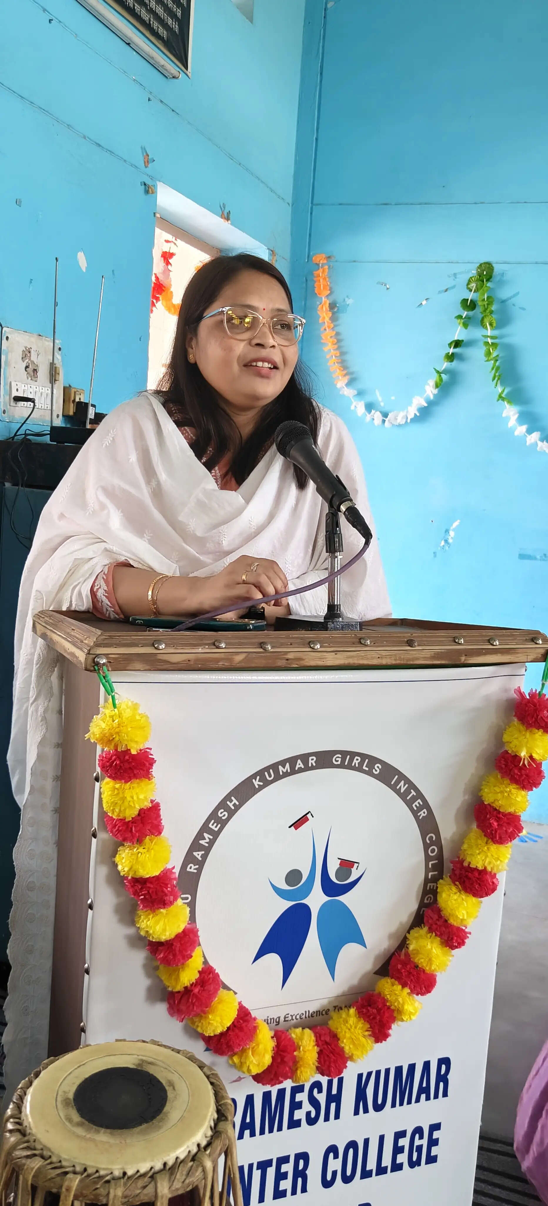 संस्कृत से ही संस्कार और संस्कृति का समन्वय होता : संगीता गौतम