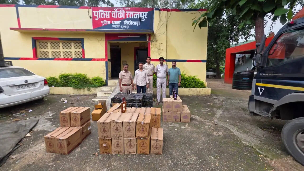 गुप्त केबिन में छिपाकर गुजरात ले जाई जा रही सात लाख रुपये की अवैध शराब जब्त, चालक गिरफ्तार