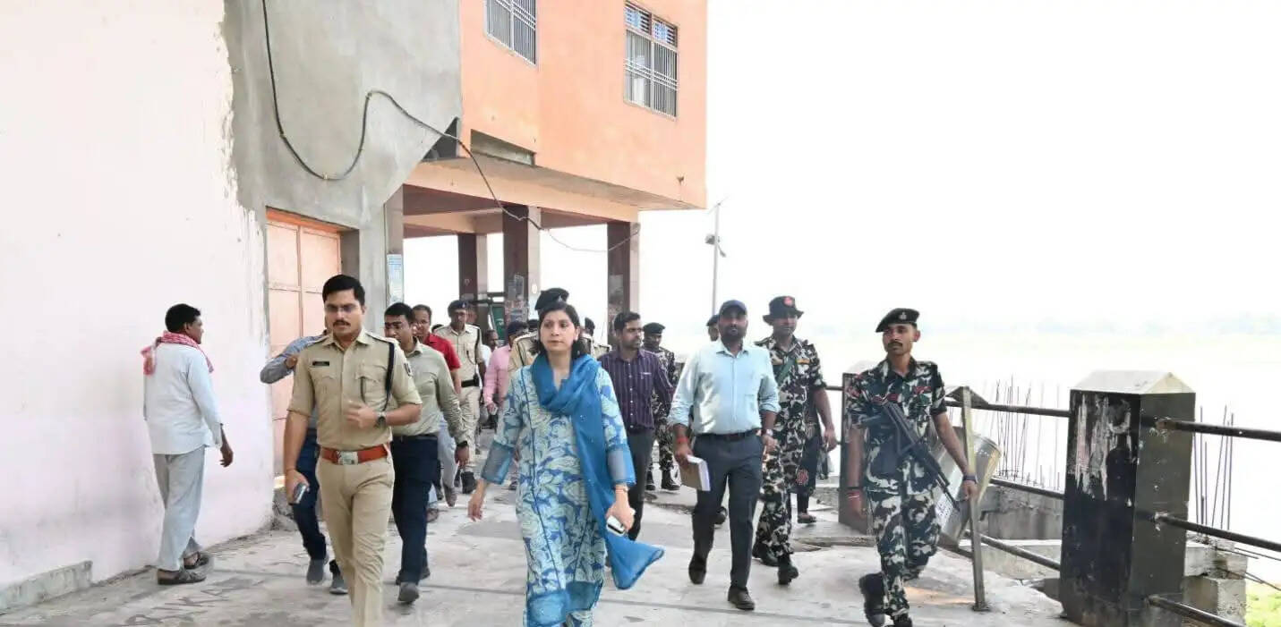 चैती छठ को लेकर गंगा घाटों का निरीक्षण, सुरक्षा व सुविधाओं पर विशेष जोर