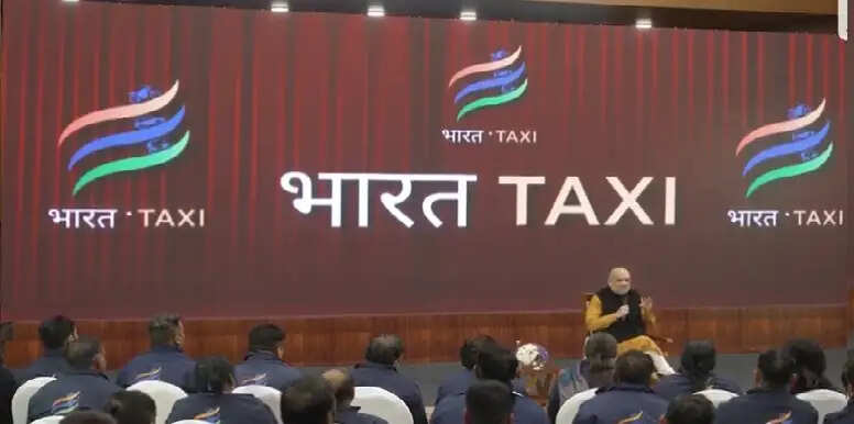 भारत टैक्सी से जुड़े चालकों के लिए न्यूनतम आधार किराया तय होगा : अमित शाह