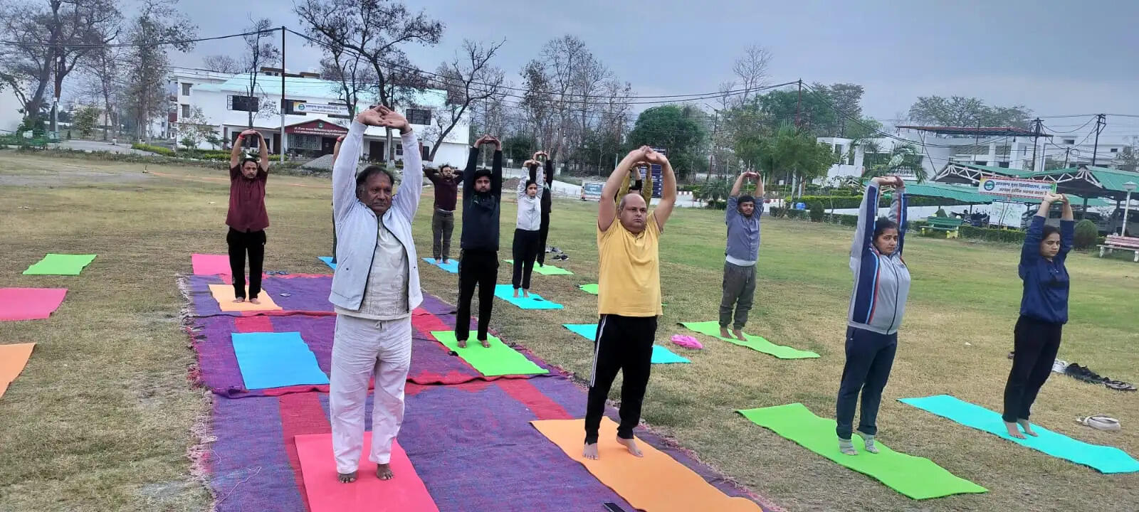 मुक्त विश्वविद्यालय के तत्वाधान में प्रत्येक रविवार को निःशुल्क योग शिविर