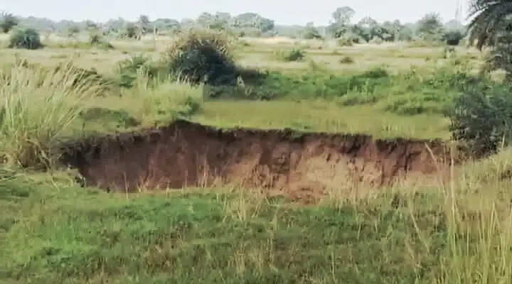 अंडाल में फिर धंसी जमीन, इलाके में दहशत
