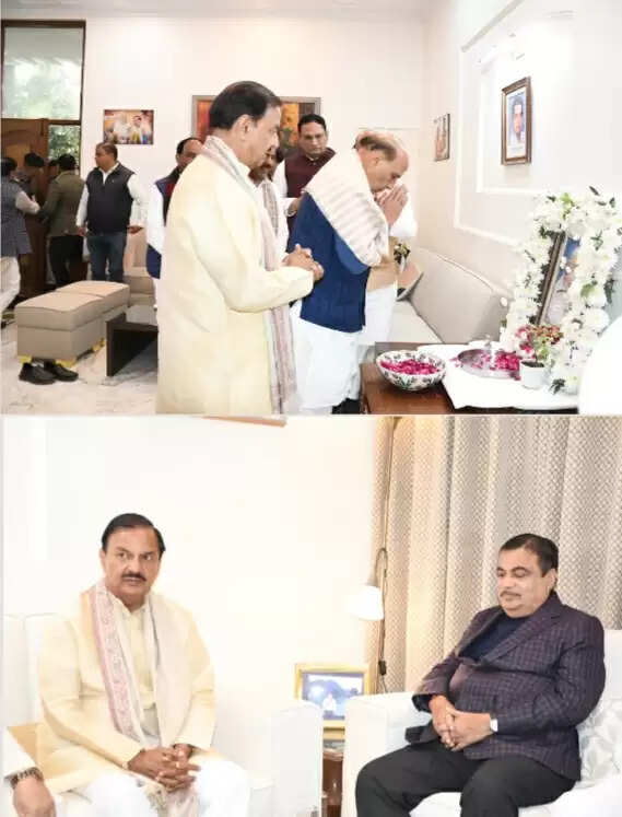 केंद्रीय रक्षा मंत्री राजनाथ सिंह और नितिन गडकरी पहुंचे सांसद महेश शर्मा के घर, पुष्प अर्पित कर उनकी मां को दी श्रद्धांजलि