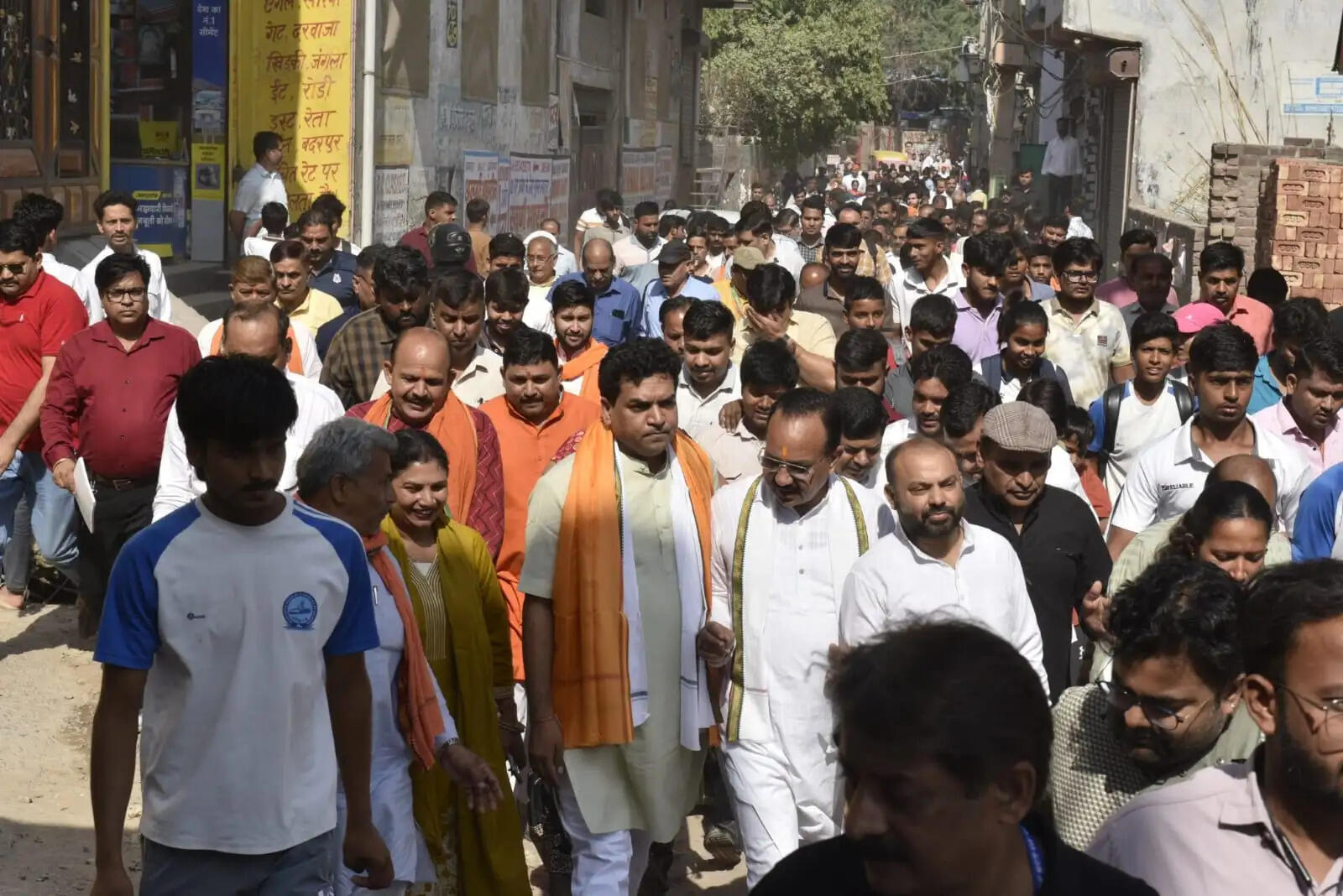 मंत्री कपिल मिश्रा ने सभापुर वार्ड के विकास कार्यों का किया निरीक्षण
