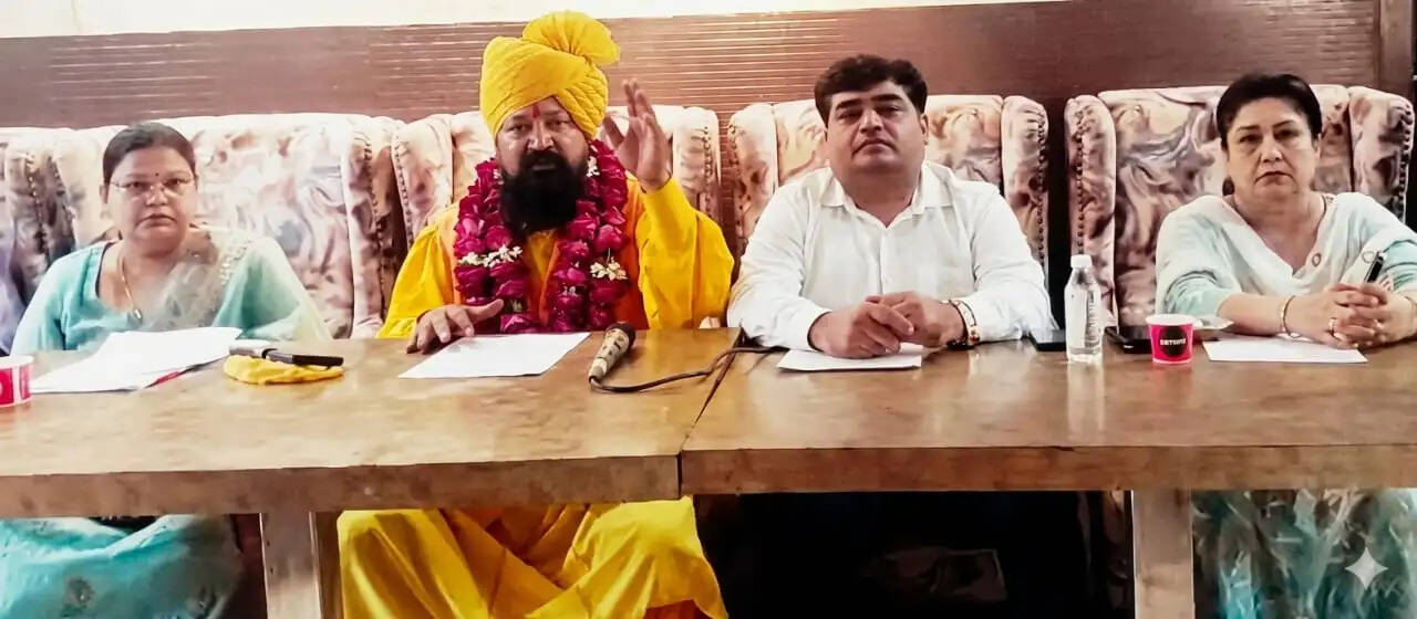 मां-बहनों की इज्जत दांव पर, बच्चों का बचपन खतरे में, ठेका हटाओ आंदोलन शुरू : ज्योति बाबा