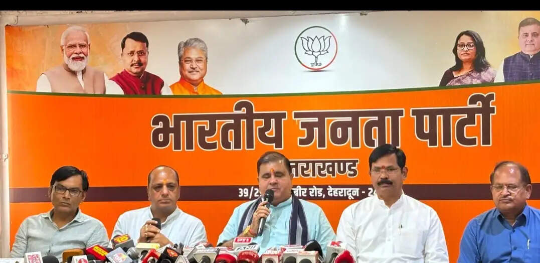 वंदे मातरम पर कांग्रेस का रुख विभाजनकारी राजनीति से प्रेरित : महेंद्र भट्ट