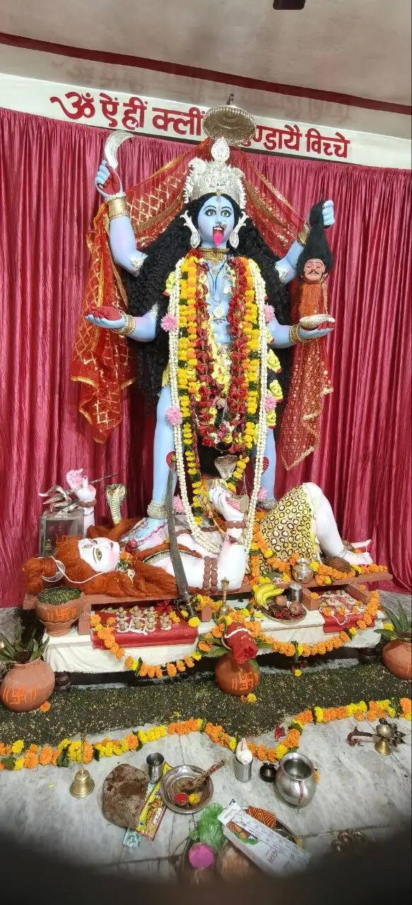 दमोह में मां महाकाली की आराधना 79वें वर्ष में, आस्था का प्रमुख केंद्र बना महाकाली चौराहा