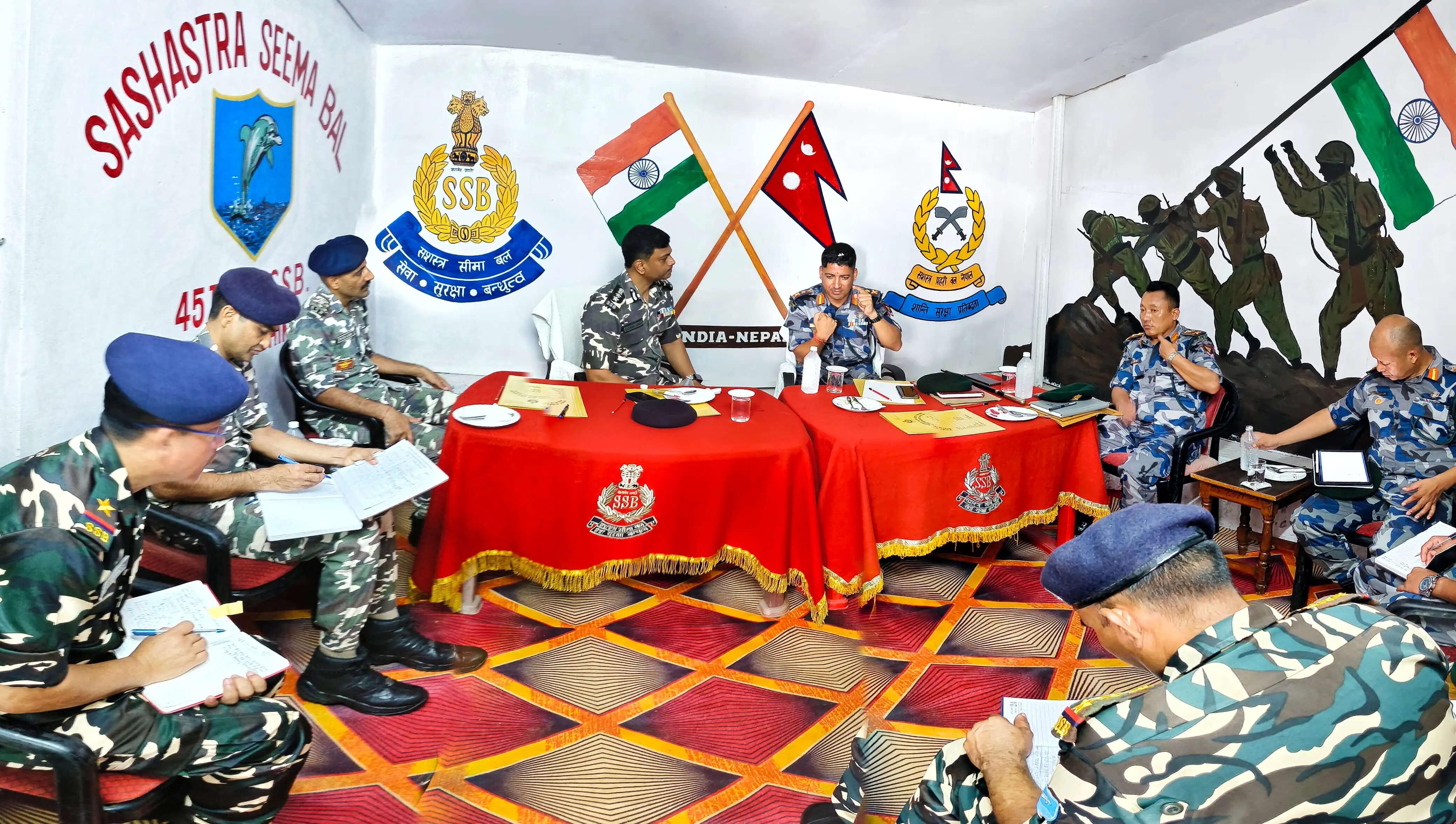 भारत-नेपाल सीमा की सुरक्षा को लेकर एसएसबी और एपीएफ नेपाल की बैठक