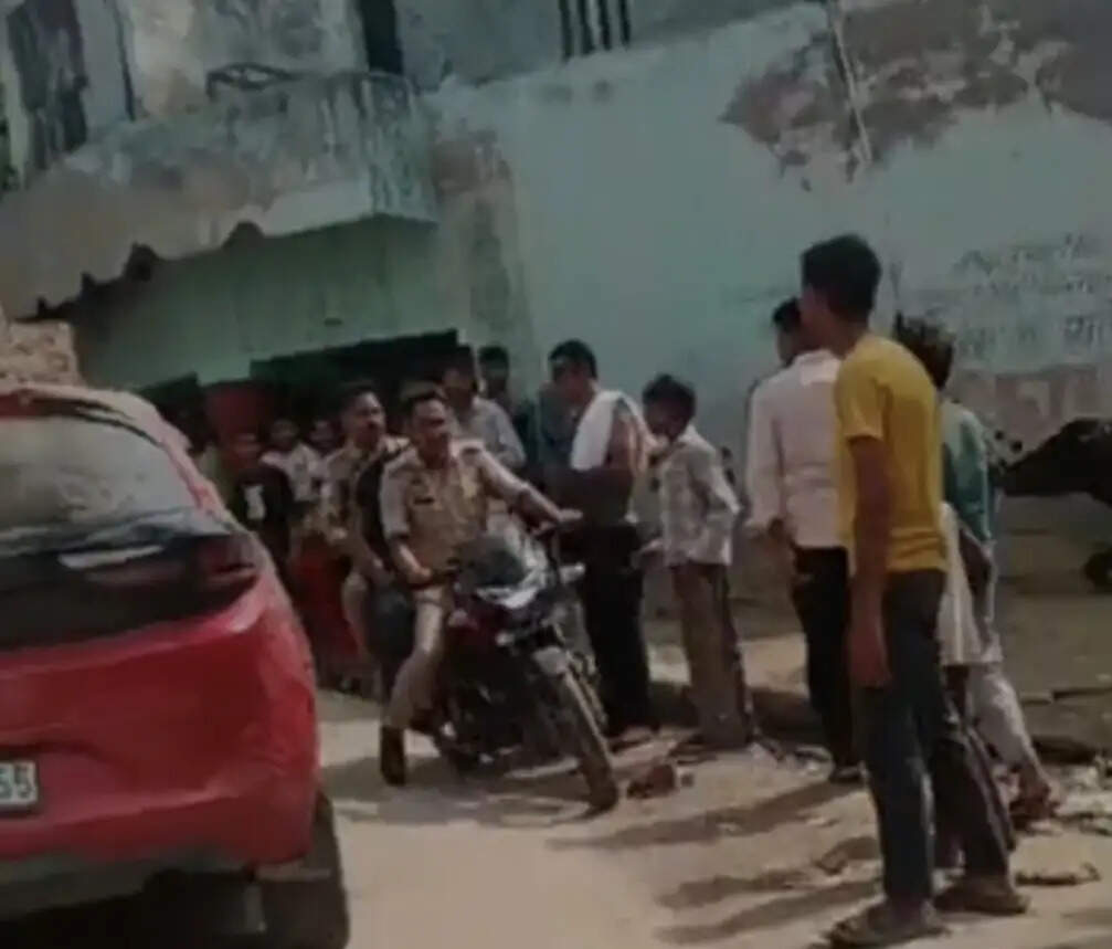 (अपडेट) चेकिंग के दौरान पुलिसकर्मियों को टक्कर मारी, दारोगा घायल, तीन आरोपित गिरफ्तार
