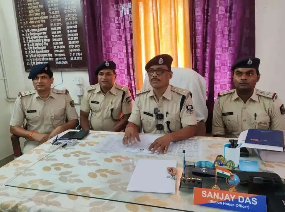 वीरपुर में 386 किलो गांजा बरामद,तस्कर फरार