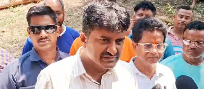 दुर्गापुर दुष्कर्म कांड : एनकाउंटर वाले बयान पर बढ़ा सियासी विवाद, कांग्रेस ने भाजपा विधायक को घेरा