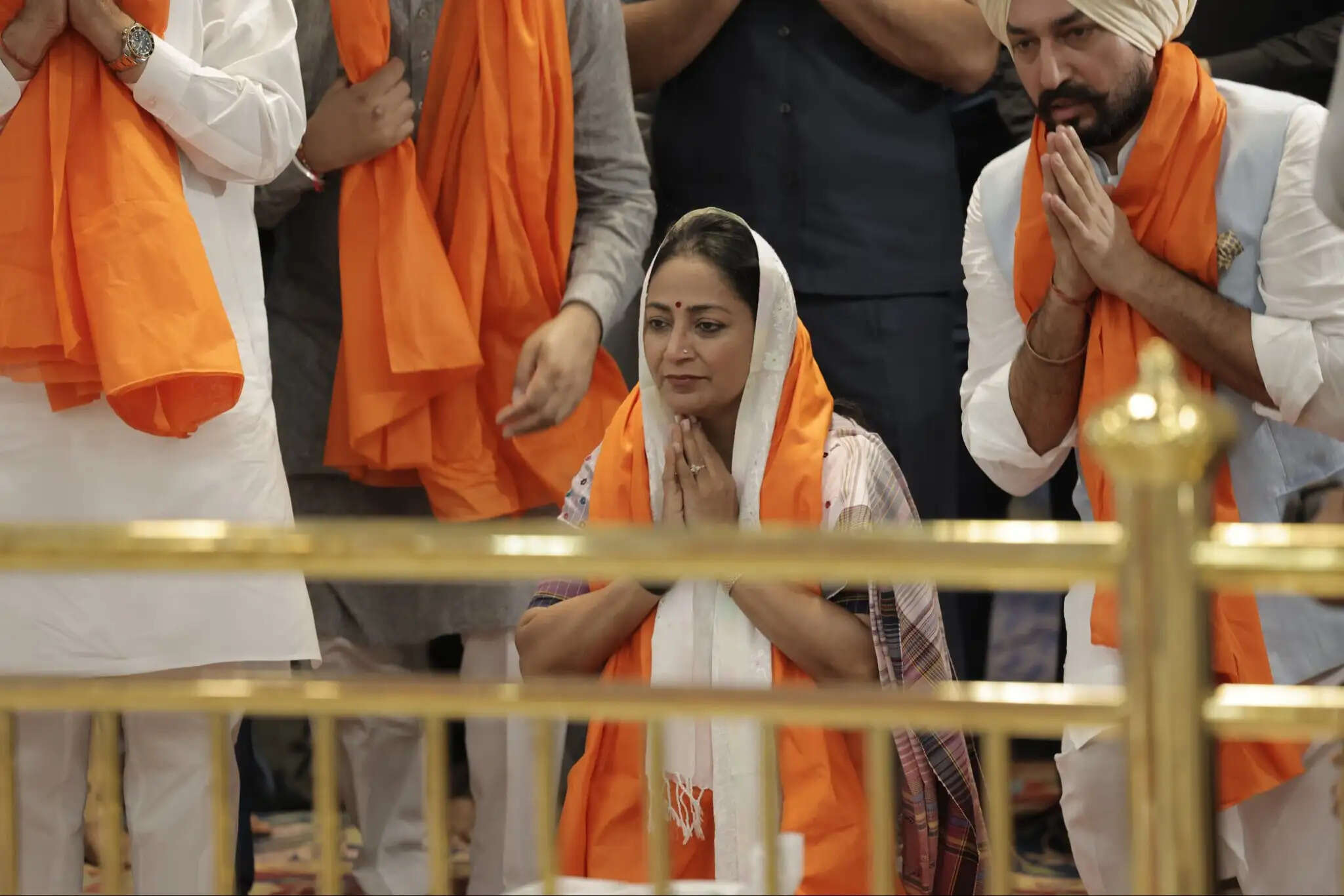 दिल्ली की मुख्यमंत्री ने पंजाब के गुरुद्वारा श्री ज्योति सरूप साहिब में शीश नवाया