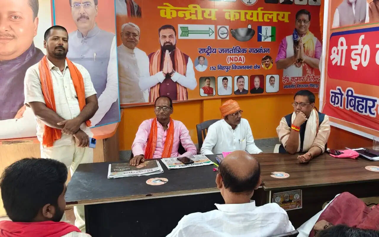 गंगा जमींदारी तटबंध को एकल प्वाइंट के रूप में किया जाएगा विकसित : ईं शैलेंद्र