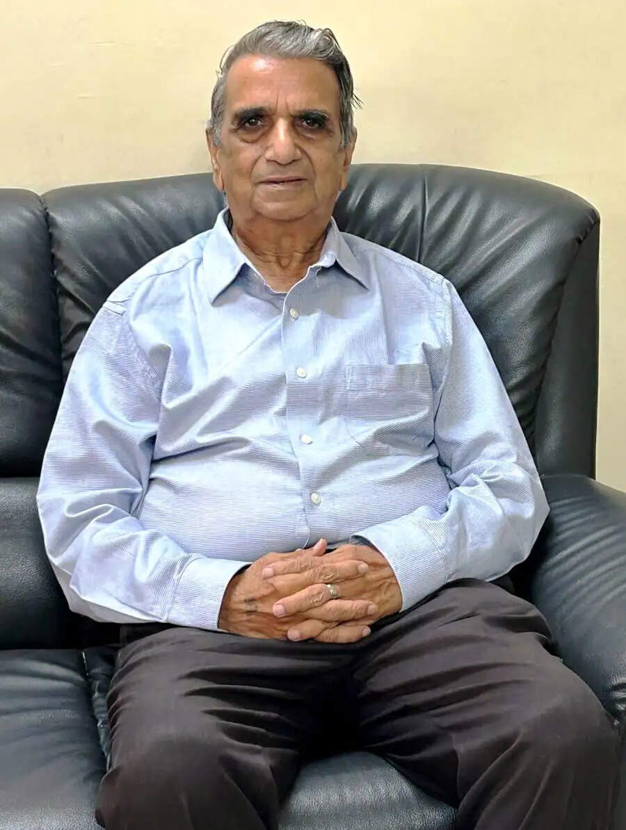 डॉ. विजय को ‘यूरोपियन जियोसाइंस यूनियन’ का मेडल मिलने पर हर्ष