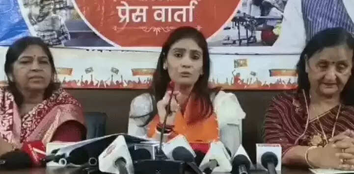 विपक्ष महिलाओं के नेतृत्व के खिलाफ : विधायक दीप्ति माहेश्वरी