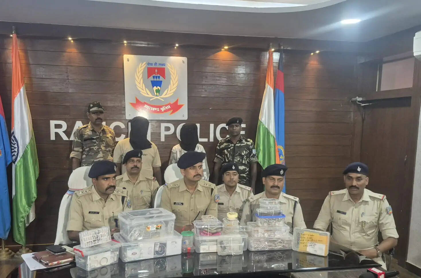 चोरी का खुलासा, गिरोह का सरगना सहित दो गिरफ्तार