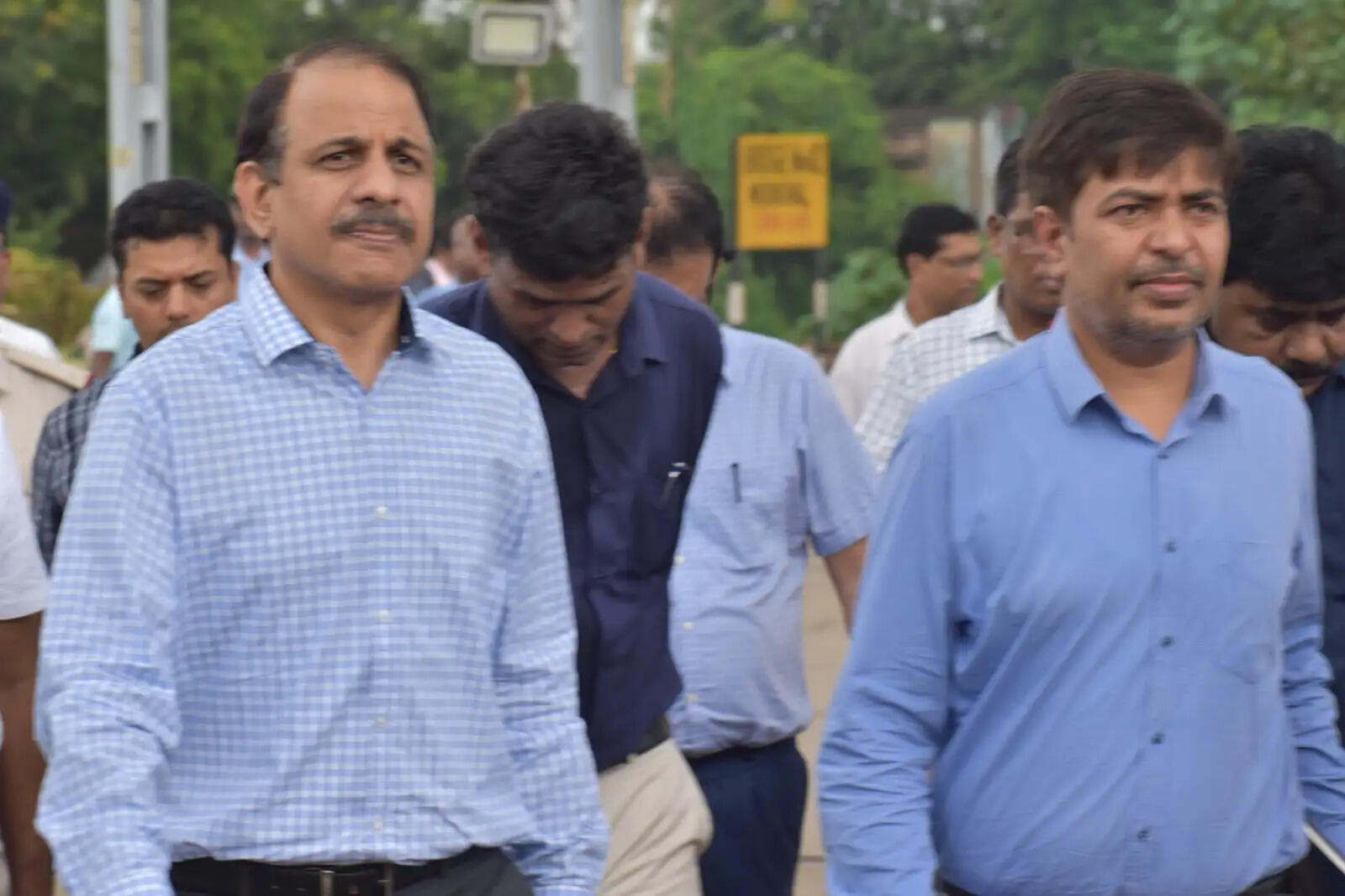 सांतरागाछी में दक्षिण पूर्व रेलवे महाप्रबंधक ने सुविधाओं का किया निरीक्षण