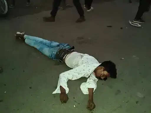 शहडोल: कार-बाइक की आमने-सामने टक्कर, युवक की मौत