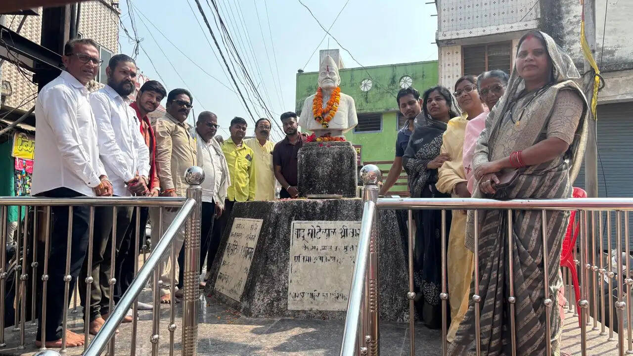 बाबू छोटेलाल श्रीवास्तव के प्रयास से महत्मा गांधी पहुंचे थे धमतरी : प्रियंका