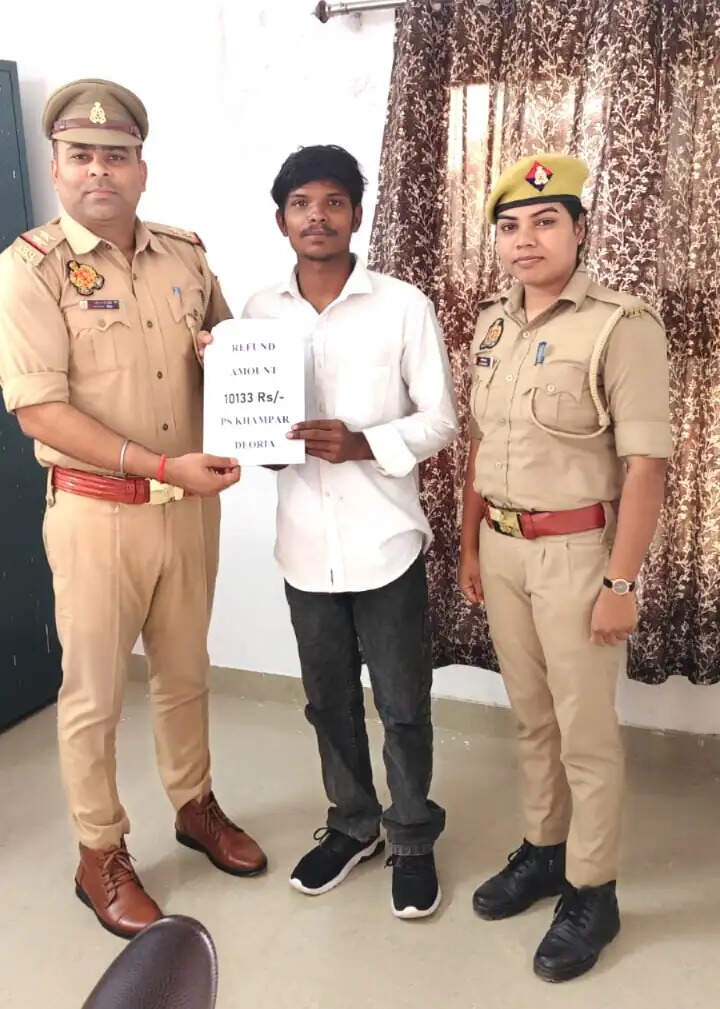 देवरिया : खामपार पुलिस ने पीड़ित के खाते में वापस कराए साइबर ठगी के रुपये