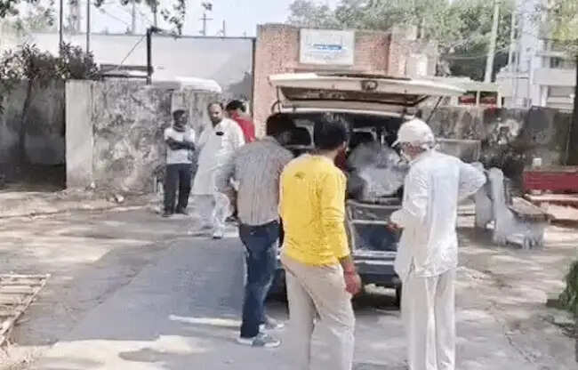 सोनीपत में दिल्ली ब्रांच नहर से युवक का नग्न शव मिला