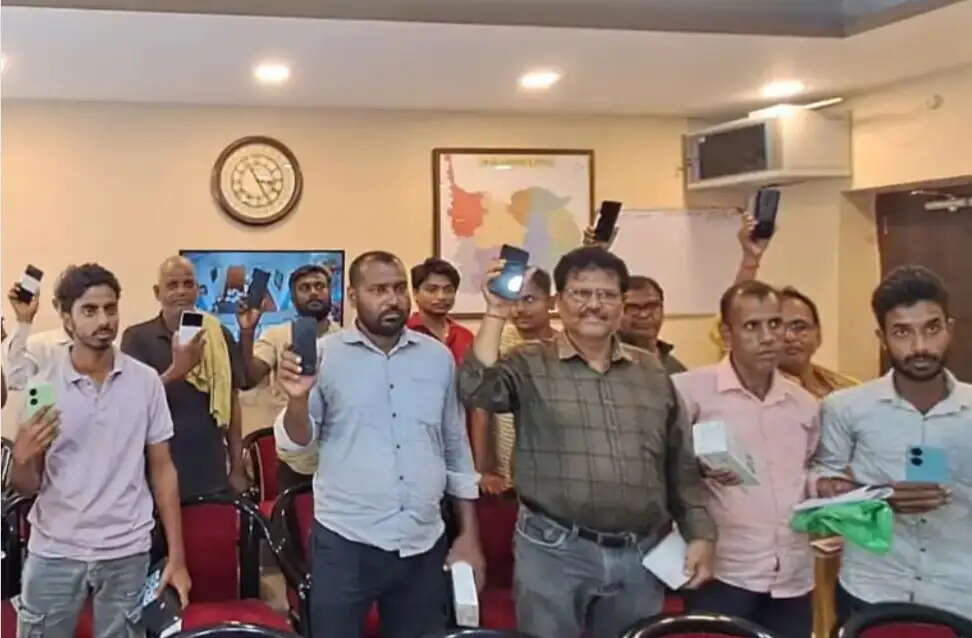 ऑपरेशन मुस्कान के तहत 60 लोगों के चेहरे पर लौटी मुस्कान