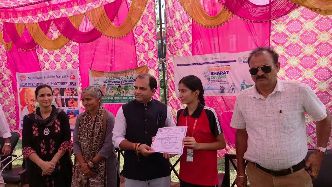 सफाई को अभियान नहीं रोजमर्रा की आदत बनाएं-एसडीएम हीरानगर