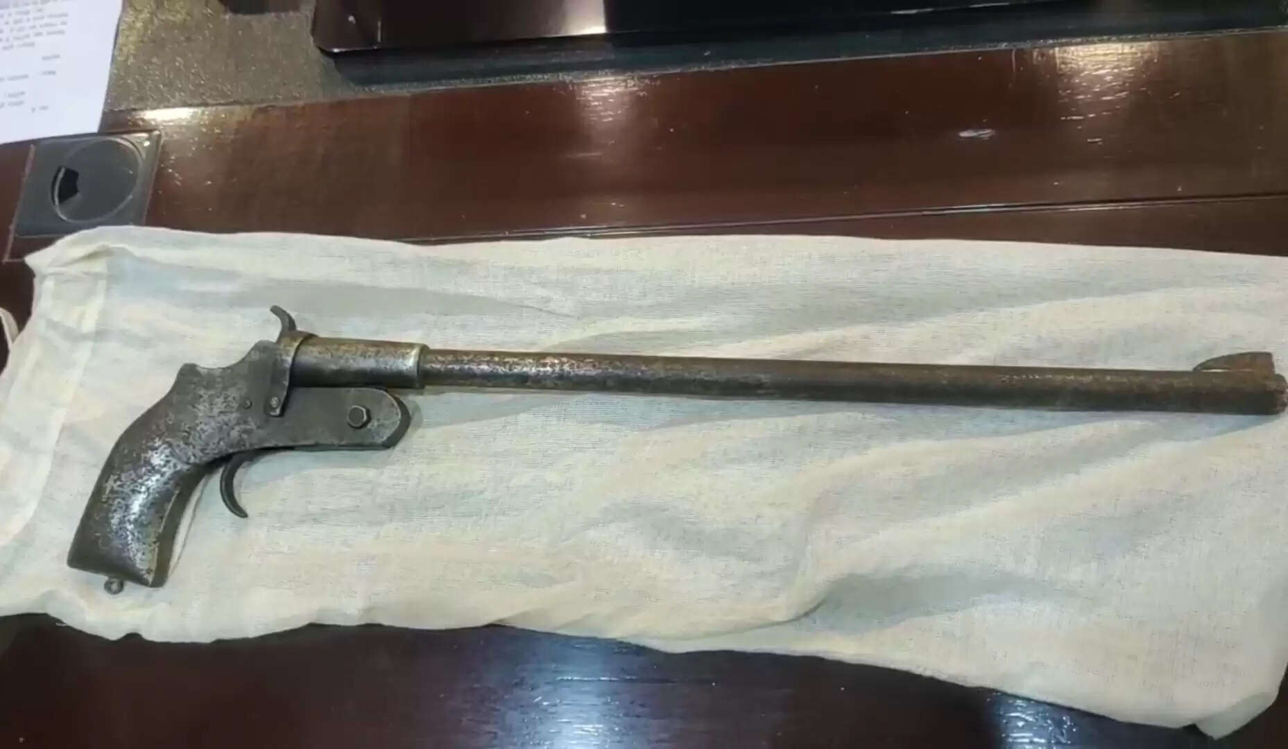 सोशल मीडिया पर हथियार लहराना युवक को पड़ा महंगा,गिरफ्तार,हथियार बरामद