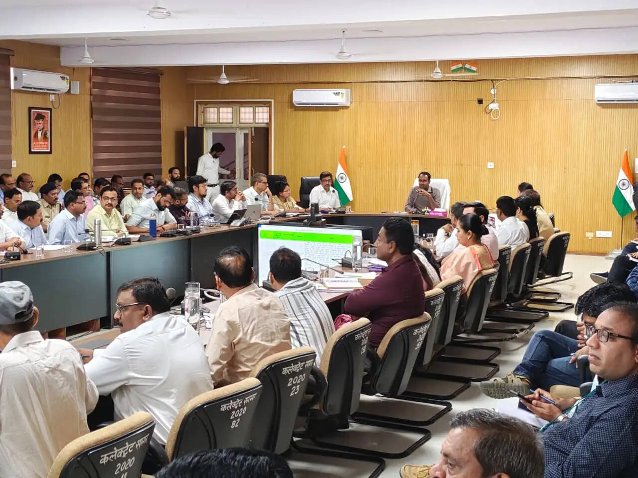 एचपीवी टीकाकरण में ढिलाई बर्दाश्त नहीं: कलेक्टर सख्त, कम प्रगति वाले बीएमओ पर निलंबन की चेतावनी