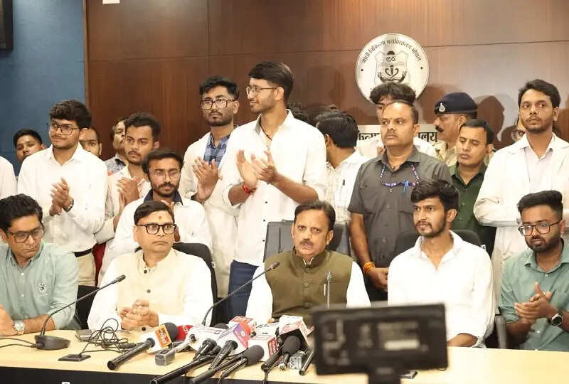 मप्र सरकार ने मानी इंटर्न डॉक्टर्स की मांग, 50 फीसदी बढ़ाया स्टाइपेंड, आंदोलन खत्म