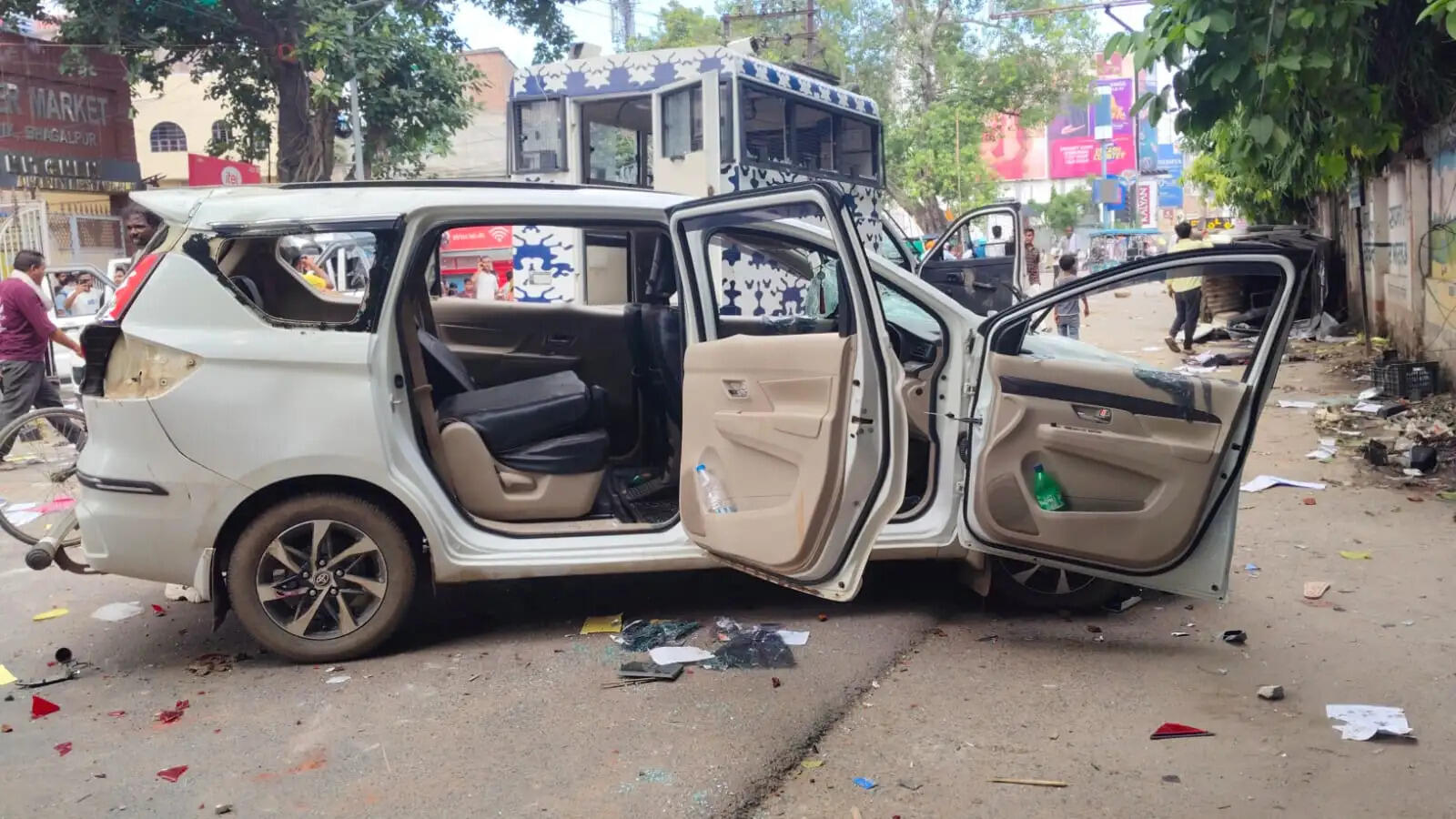 भागलपुर में बंद के दौरान हंगामा, पुलिस ने किया लाठीचार्ज