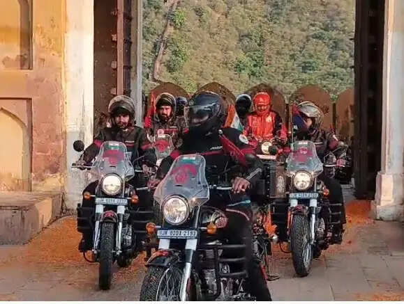 नशे के खिलाफ राष्ट्रीय मोटरसाइकिल रैली पहुंची आमेर