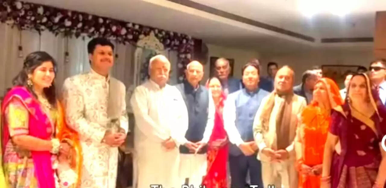 भीलवाड़ा पहुंचे आरएसएस सरसंघचालक मोहन भागवत, विवाह समारोह में शामिल हुए