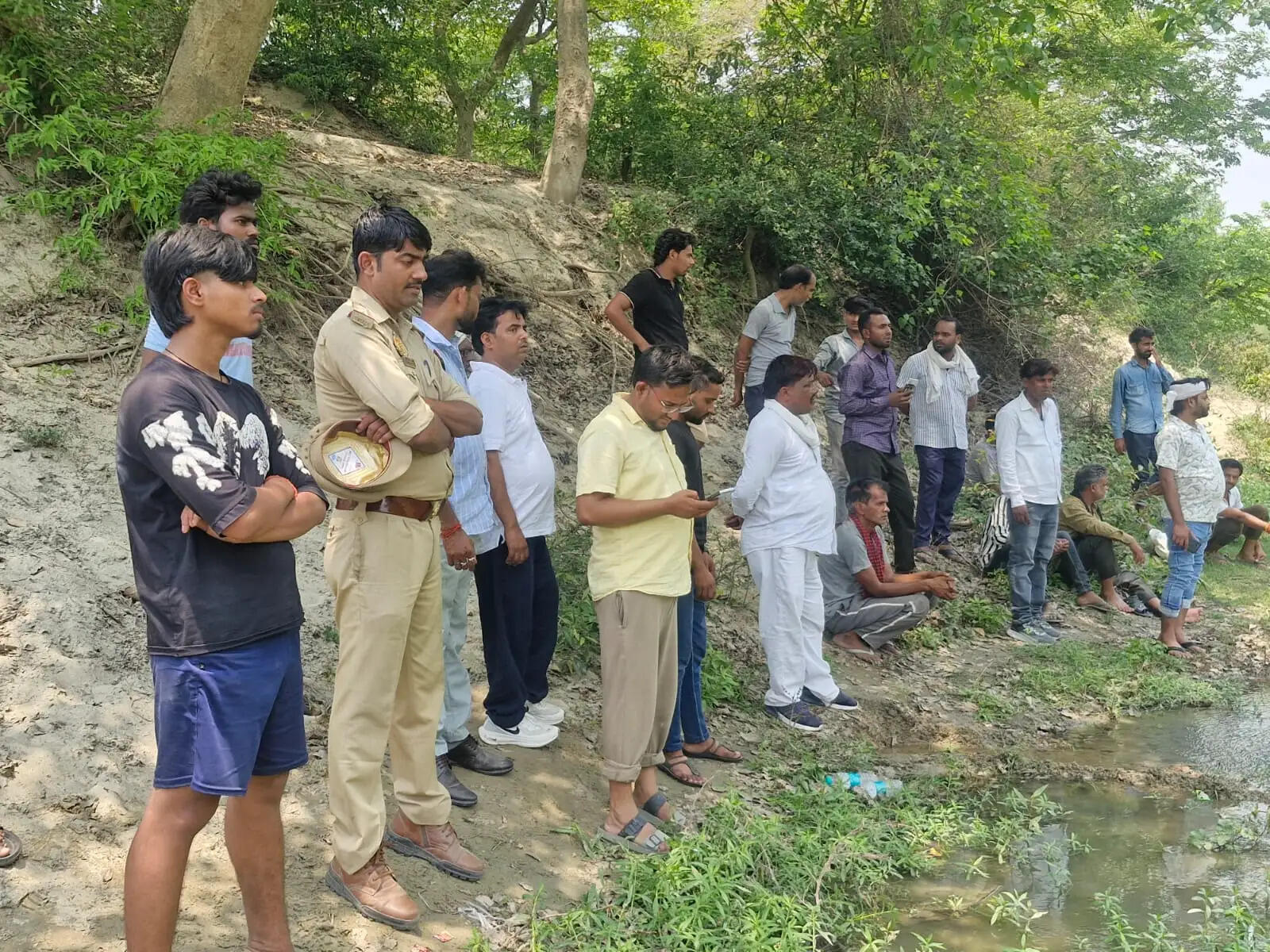नाले में डूबने से दो युवकों की मौत