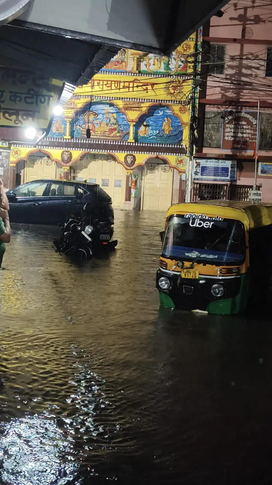 जल जमाव से जनता-व्यापारी त्रस्त, नगर निगम के अधिकारी मस्त : चेंबर