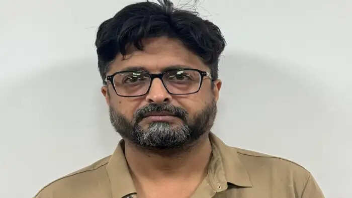 डीजीजीआई रायपुर जोनल यूनिट ने फर्जी इनपुट टैक्स क्रेडिट घोटाले में इस्पात कारोबारी हरीश वाधवानी को किया गिरफ्तार