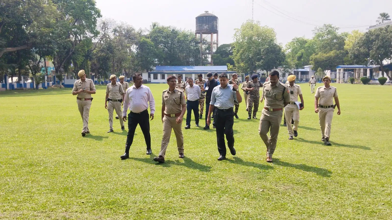 हुगली में शांतिपूर्ण मतदान के लिए पांच पुलिस ऑब्जर्वर पहुंचे, समन्वय बैठक आयोजित